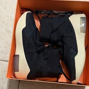 Nike Women's Black and Cream Sneakers